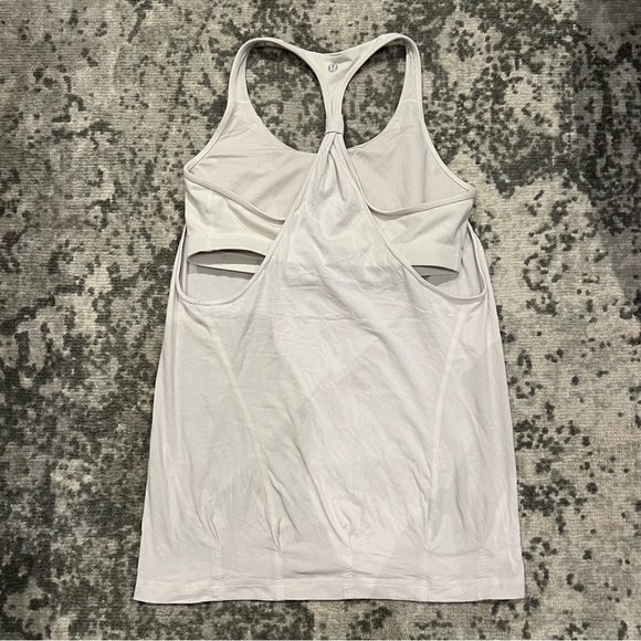 Lululemon workout tank top - Picture 2 of 2